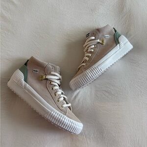 Keds Scout High Top Sneakers | Women’s 8 | New